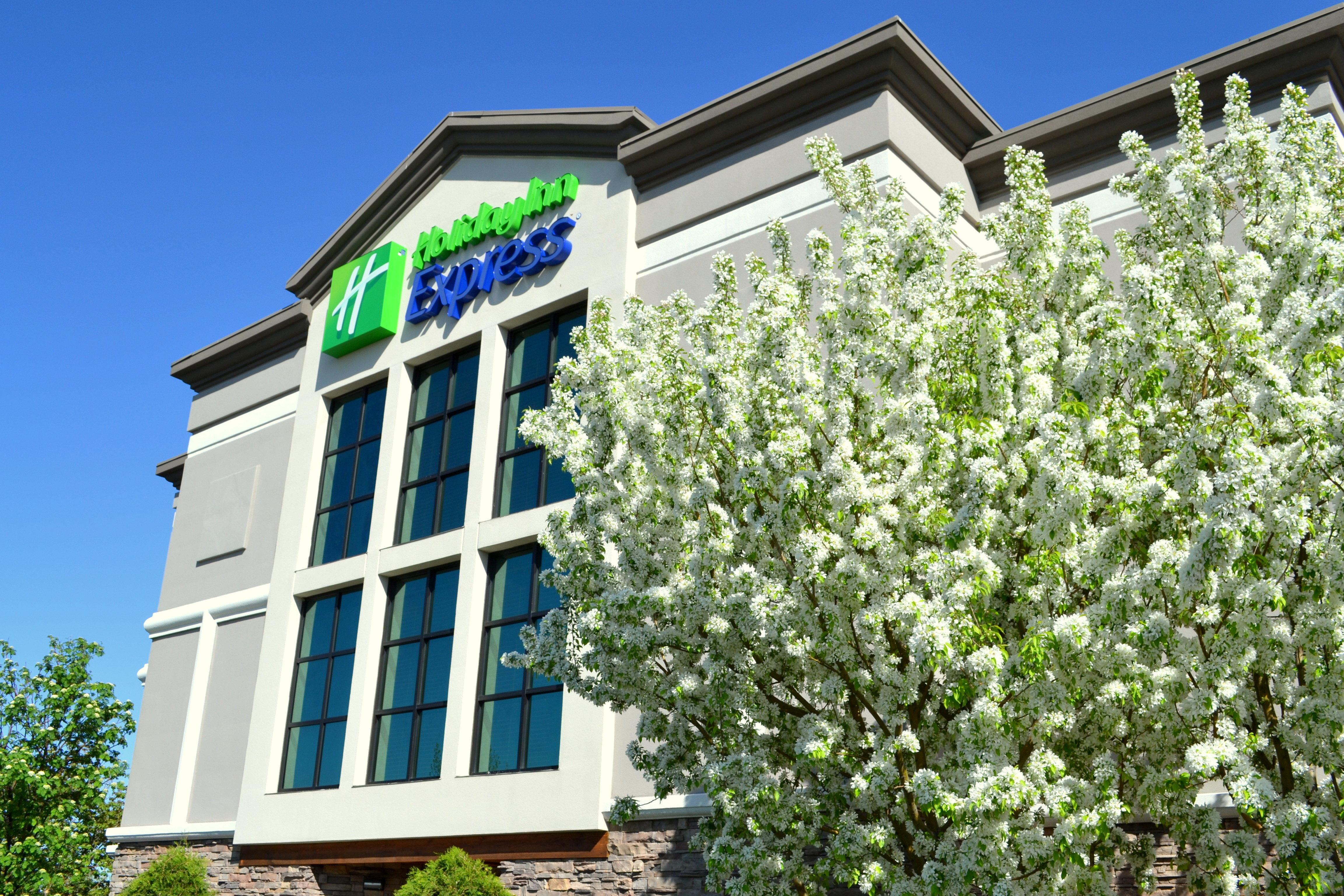 Holiday Inn Express & Suites Bozeman West By Ihg Exterior foto